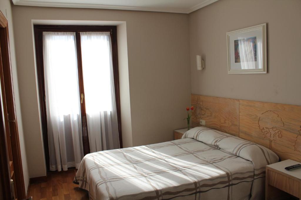 Pension Lagunak Зараутц Номер фото